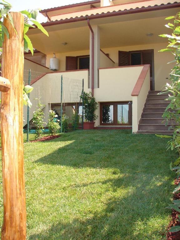 I Papaveri Apartments San Vincenzo Kültér fotó